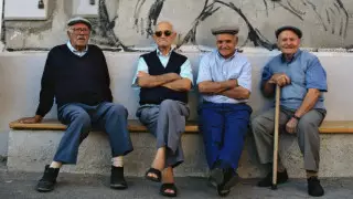 Специалист рассказал о характерных чертах образа жизни долгожителей