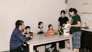 "Действительно в трубе газ?" История семьи из Алматы, выбросившей газовые баллоны