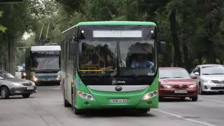 Пересадки на автобусах могут стать бесплатными в Алматы