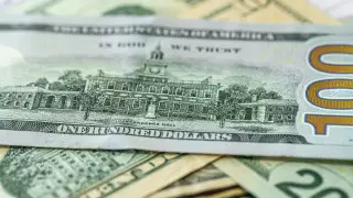 Названы официальные курсы доллара, рубля и евро на 24 августа