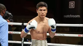 Почему боксер Данияр Елеусинов получает зарплату тренера в Казахстане, проживая в США