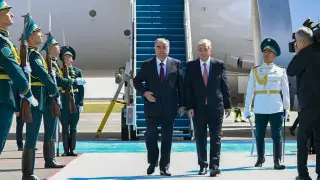 Дружеские обязательства. Как Токаев встречал Рахмона в Астане