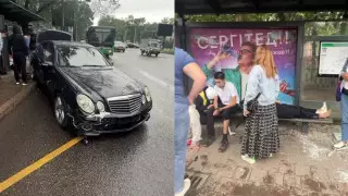 Авто врезалось в остановку в Алматы, есть пострадавшие