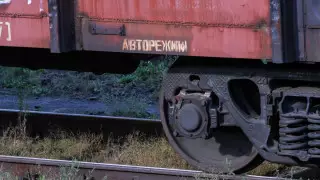 Вагоны с серной кислотой и песком сошли с рельсов в Экибастузе