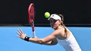 Елена Рыбакина стартовала с мощной победы на US Open