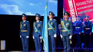 "Ұлы дала шежіресі – Ата Заң": В Шымкенте отмечают День Конституции