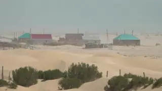 Села засыпает песком в Атырауской области