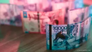 Чьи зарплаты вырастут в 2024 году: проект бюджета обсудили в Мажилисе