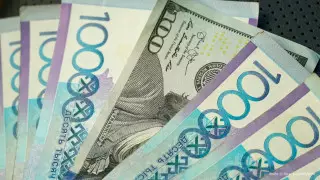 Доллар подорожал по отношению к тенге