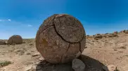Уникальные "шары" урочища Торыш в Мангистау растаскивают на продажу - сенатор