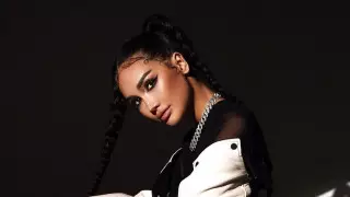 Блогер Айжан Байзакова пригрозила обидчикам сына и мужа