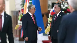 Токаев прибыл на переговоры по спасению Арала