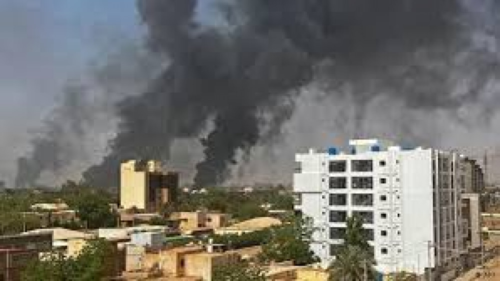 Бои за власть возобновились в столице Судана