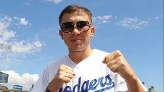 Девочка заплакала, когда встретила Головкина: видео из Алматы