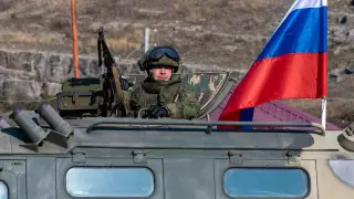 Российских военных обстреляли в Карабахе: есть погибшие