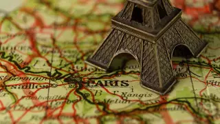 Почему туристам грустно после посещения Парижа