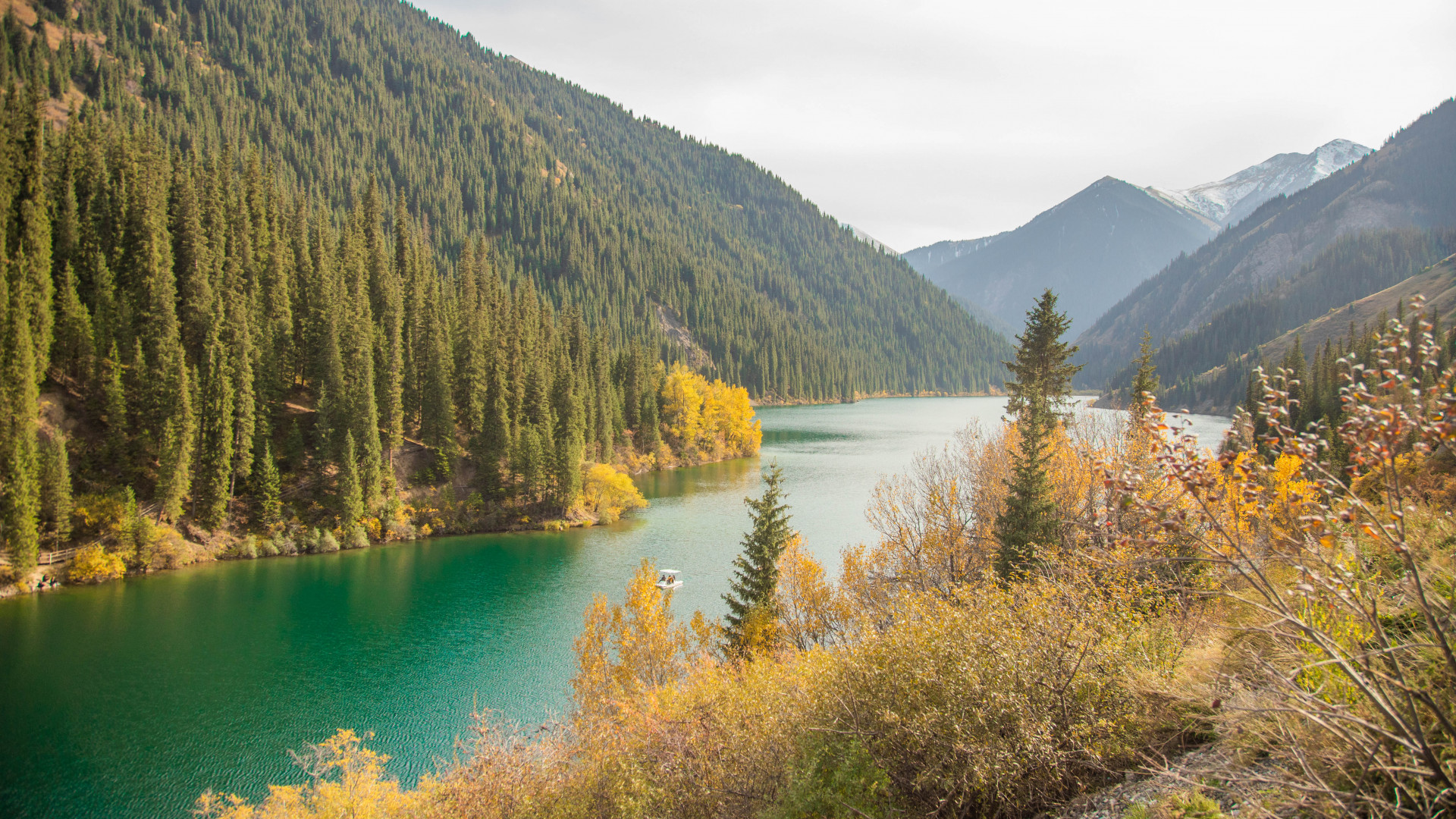 Озеро Кольсай Фото