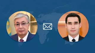 Токаев направил телеграмму президенту Туркменистана