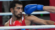 Боксер из Казахстана уступил чемпиону мира, но остался с медалью Азиады