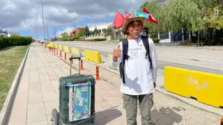 "Возраст не помеха": 73-летний путешественник из Казахстана дошел пешком до Турции