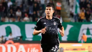 После выхода Зайнутдинова "Бешикташ" пропустил 3 гола за 10 минут