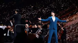 Димаш Кудайберген исполнил песню "Дударай" в современном стиле