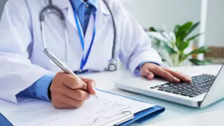 На предложение ликвидировать Фонд медстрахования ответил новый руководитель