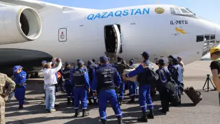 Казахстанские спасатели вылетели в Афганистан