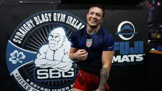 Конор Макгрегор ударил по силомеру и рассмешил фанатов