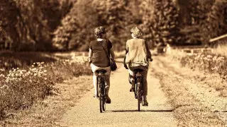 Более 1,2 миллиона женщин в Казахстане не имеют пенсионных отчислений