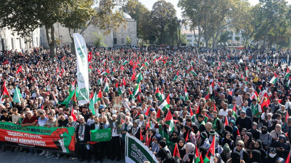В мусульманских странах проходят массовые акции в поддержку Палестины