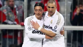 Звезды футбола Карим Бензема и Месут Озил высказались по палестино-израильскому конфликту