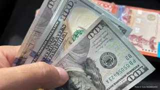 Официальные курсы доллара, евро, юаня и рубля на 19 октября