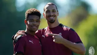 Форвард "Милана" пропал в Швеции