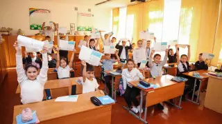 Вместе с родителями: через рисование детей учат основам безопасности