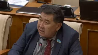 Перекрыть кредиты населения за счет олигархов из "старого Казахстана" предложил депутат