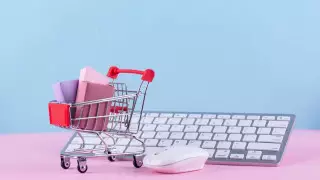 Министра спросили о жалобах на Wildberries