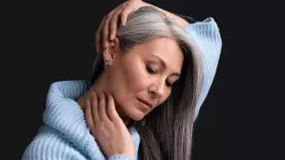 Почему рано седеют волосы и что с этим делать