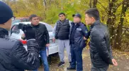 Полицейского задержали при получении взятки в Уральске