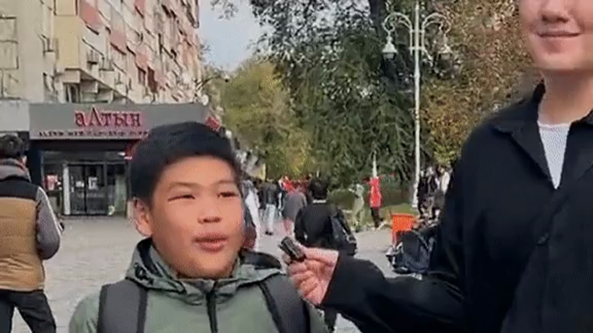 ”Пустой квадрат и тусклый свет”: подросток рассказал, как строчки из ...