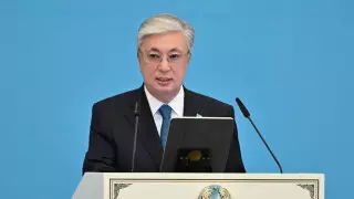 "Кто переступает черту". Токаев предупредил "лидеров мнений"