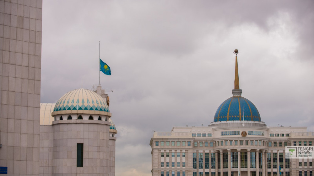 Короли, султаны и президенты поздравили казахстанцев