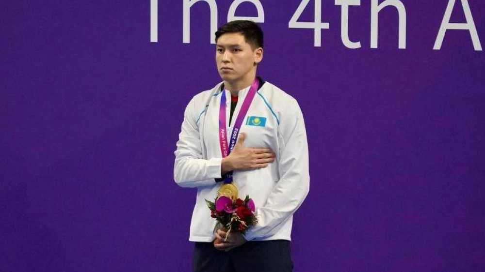 Еще один рекорд: Казахстан завоевал золото в плавании в Китае