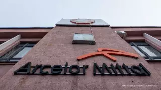 К расторжению договора с “АрселорМиттал Темиртау“ нужно подойти хладнокровно - депутат