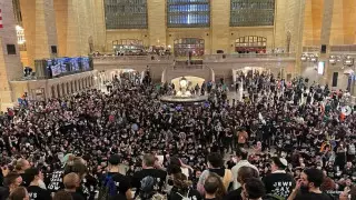 Евреи в Нью-Йорке потребовали немедленно прекратить огонь в Газе: "Палестина должна быть свободной!"