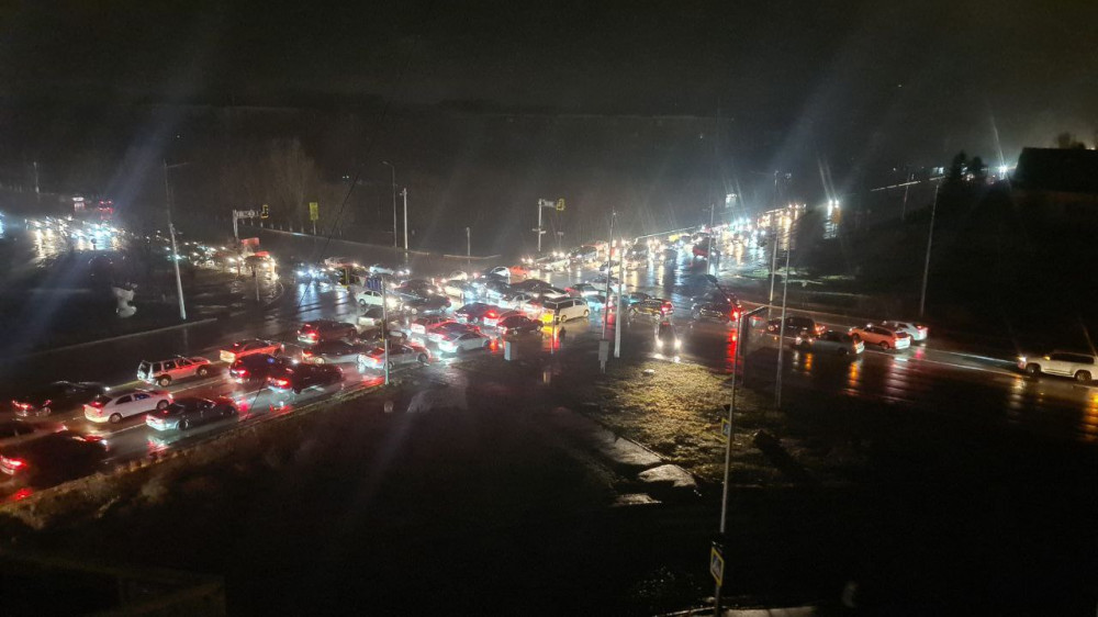 Пробка на проспекте Абылай хана. Фото предоставлено читателями Tengrinews.kz