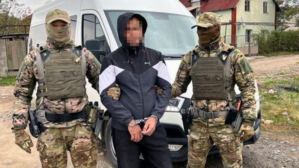 КНБ задержал подозреваемого в пропаганде терроризма в Алматинской области