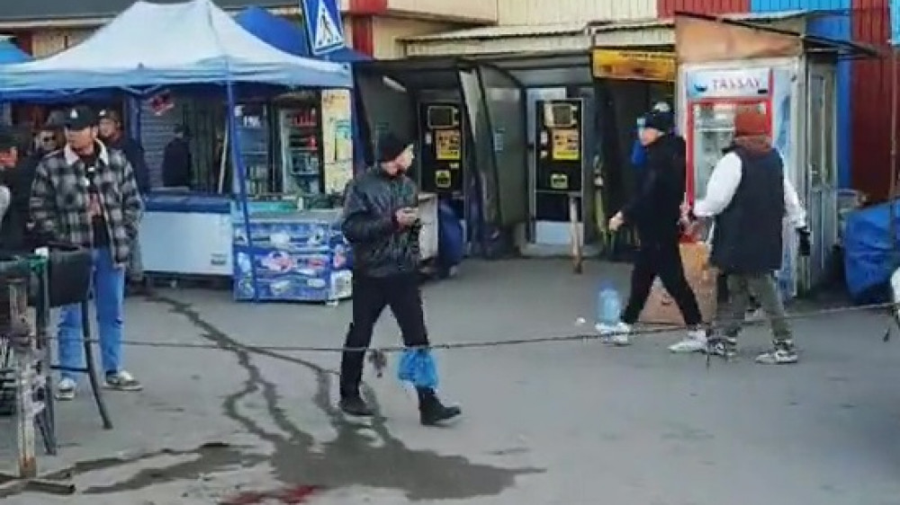 Лужа крови на видео: что произошло на барахолке в Алматы, ответили в полиции