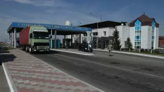 Огромные очереди на границе с Россией: в КНБ сделали заявление