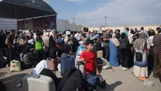 Первую группу иностранцев эвакуировали из сектора Газа